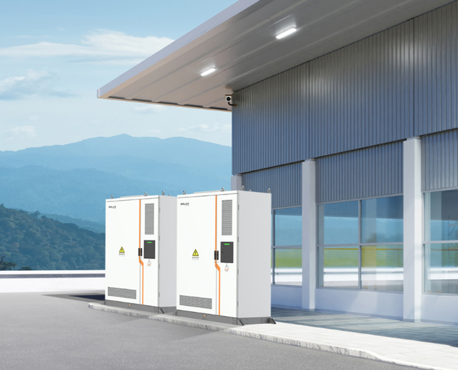 BESS conteneurisé et extérieur